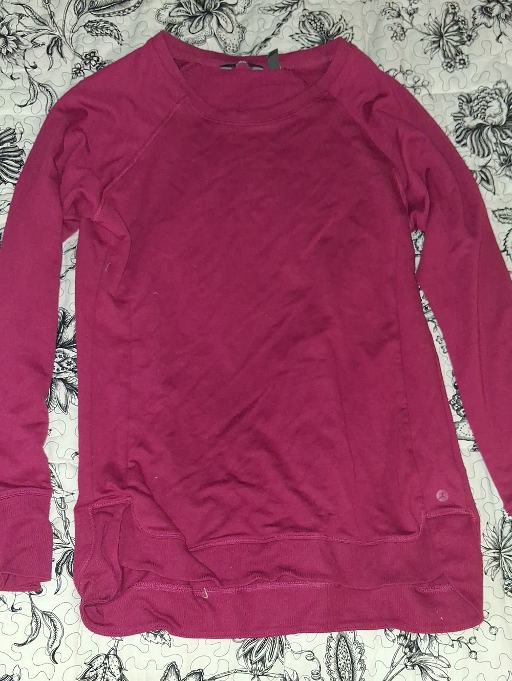 Danskin Women’s Crewneck Sweater in Magenta